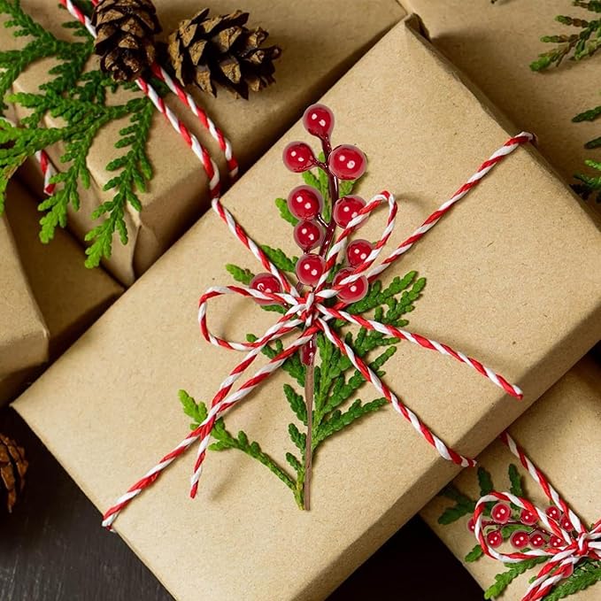 32 Pack Christmas Tree Decorations, Artificial Red Berry Stems 6.5 Inch Christmas Berry Picks with Holly Berries for Xmas Winter Holiday Home DIY Ornaments